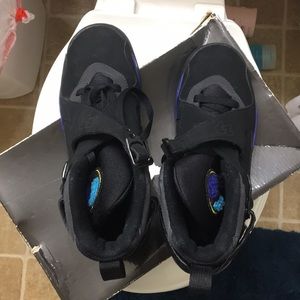 2007 Jordan 8s Aqua size 5.5